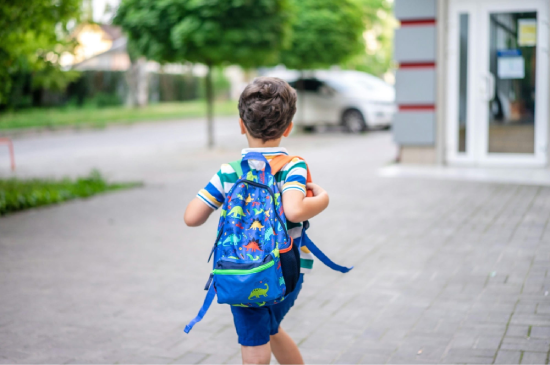 Mi hijo no quiere ir al colegio: posibles causas psicológicas